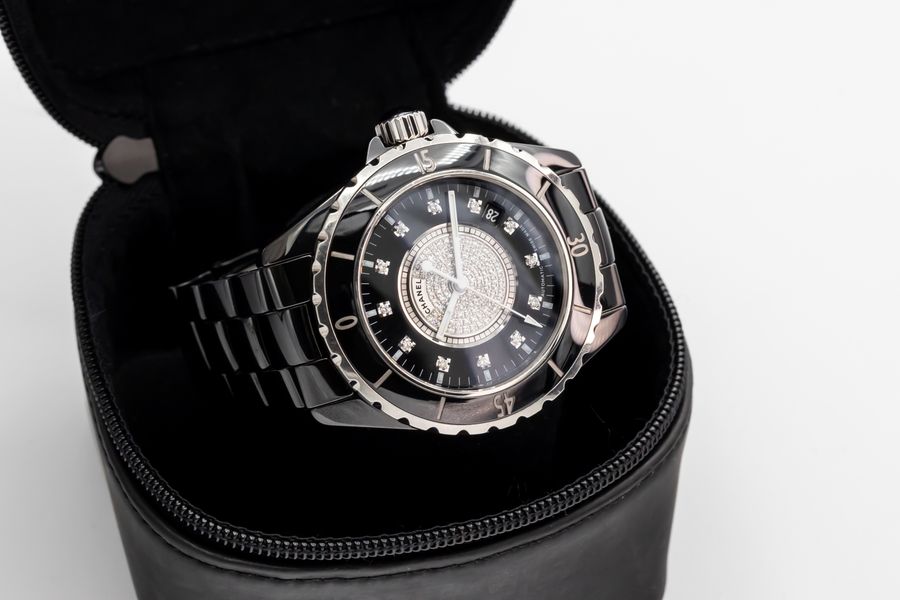 Chanel J12 H1757